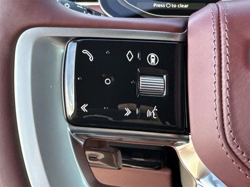 New 2026 Land Rover Range Rover SE image 27