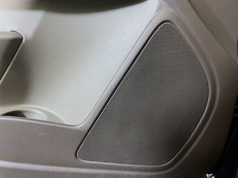 Used 2021 GMC Canyon Denali image 17