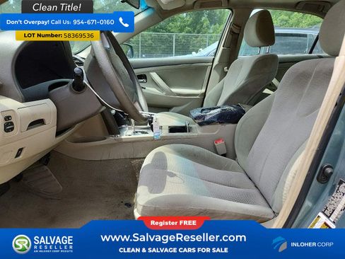 Used 2011 Toyota Camry LE FWD image 9