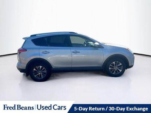 Used 2016 Toyota RAV4 XLE w/ Convenience Package AWD/4WD image 12