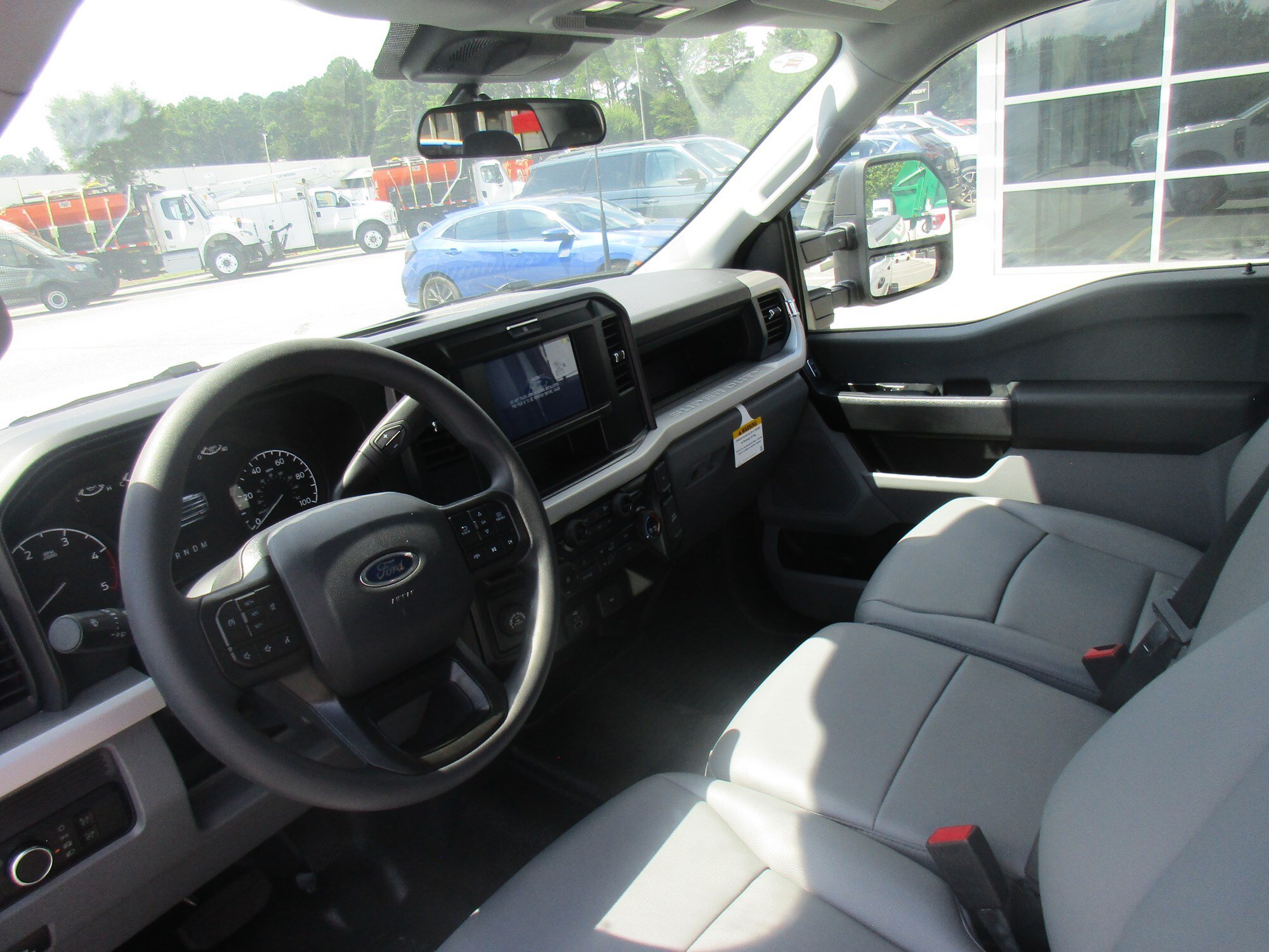 New 2026 Ford F350 XL w/ 360-Degree Camera Package RWD image 10