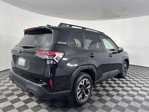 Used 2026 Subaru Forester Premium AWD/4WD image 5