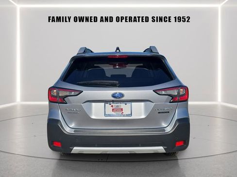 Certified 2025 Subaru Outback Touring w/ Tech Package 3 image 4