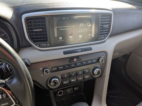 Used 2021 Kia Sportage S image 22