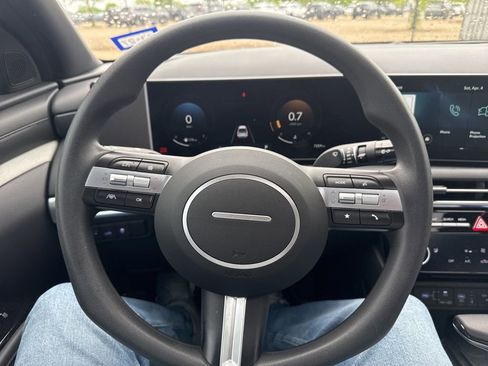 Used 2025 Hyundai Santa Cruz SEL image 19