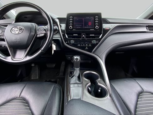 Used 2023 Toyota Camry SE FWD image 15