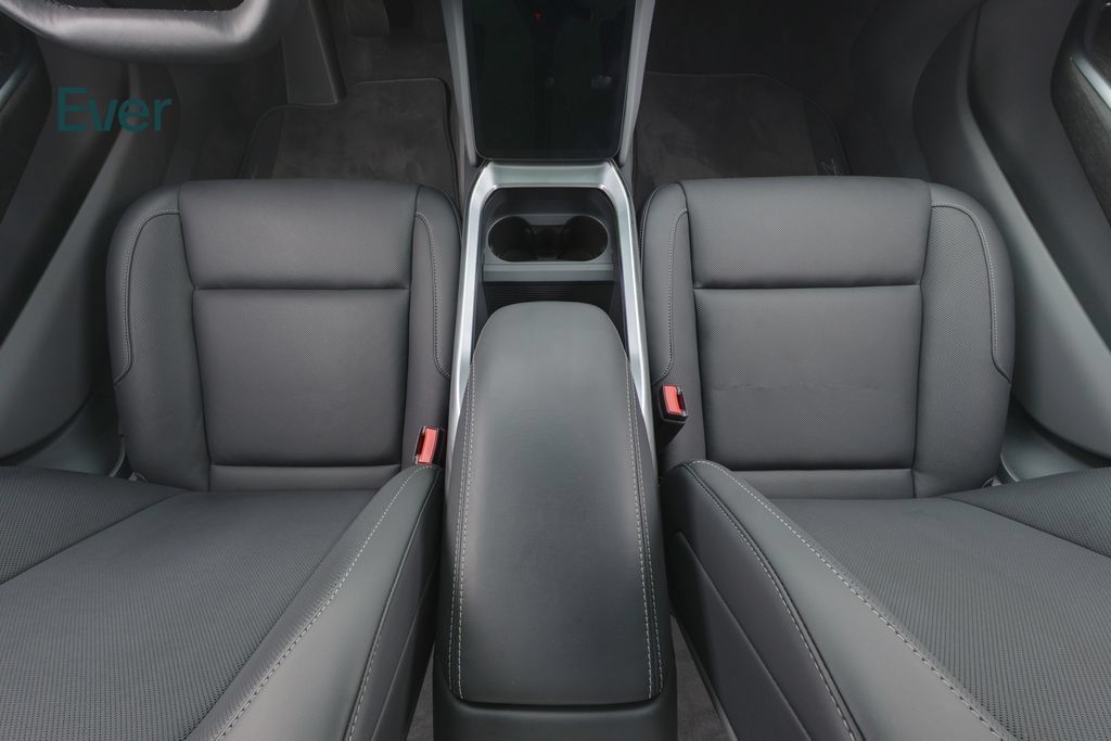 Used 2024 Lucid Air Touring AWD/4WD image 24
