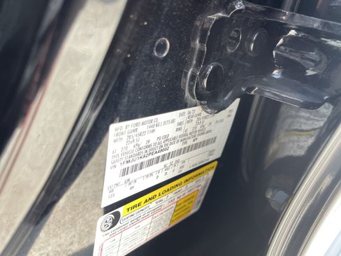Used 2023 Ford Expedition Limited RWD image 43