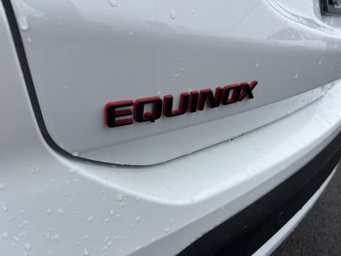 Used 2023 Chevrolet Equinox Premier image 33