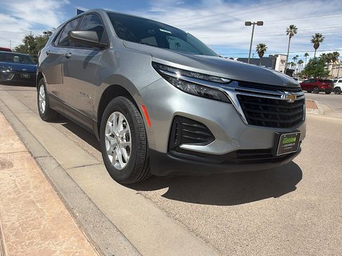 Used 2024 Chevrolet Equinox LS w/ LS Convenience Package FWD image 6