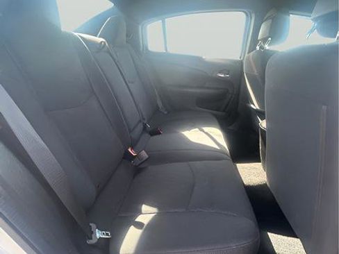 Used 2013 Chrysler 200 LX FWD image 13