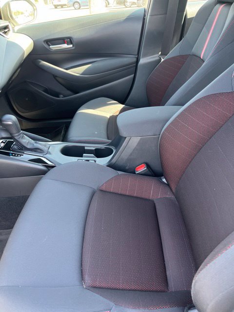 Used 2026 Toyota Corolla SE w/ SE Premium Package FWD image 5