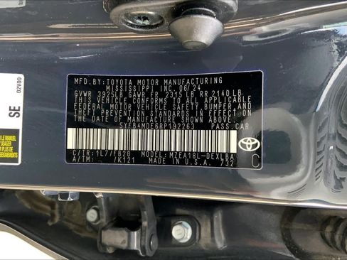Used 2024 Toyota Corolla LE FWD image 33