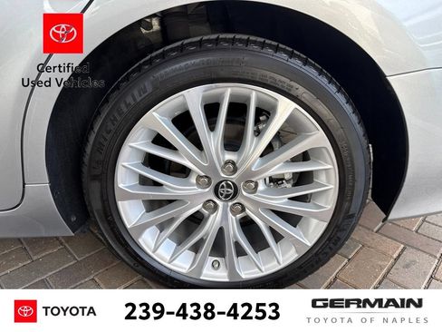 Used 2019 Toyota Camry XLE FWD image 10