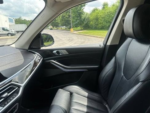 Used 2020 BMW X7 xDrive40i w/ Executive Package AWD/4WD image 12