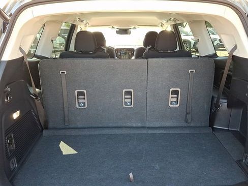 Certified 2025 Subaru Ascent Premium AWD/4WD image 29