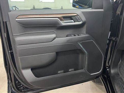 Certified 2023 Chevrolet Silverado 1500 RST image 5