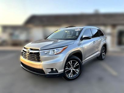 Used 2016 Toyota Highlander XLE