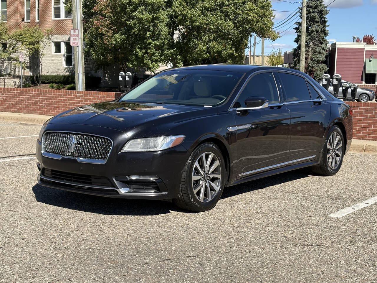 Used 2020 Lincoln Continental w/ Convenience Package FWD image 5
