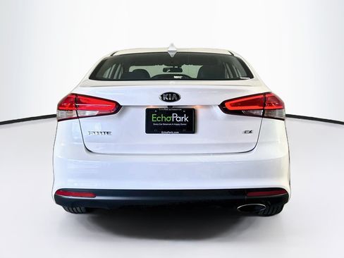 Used 2017 Kia Forte EX FWD image 7