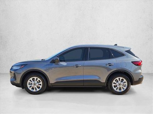 Used 2025 Ford Escape Active FWD image 9
