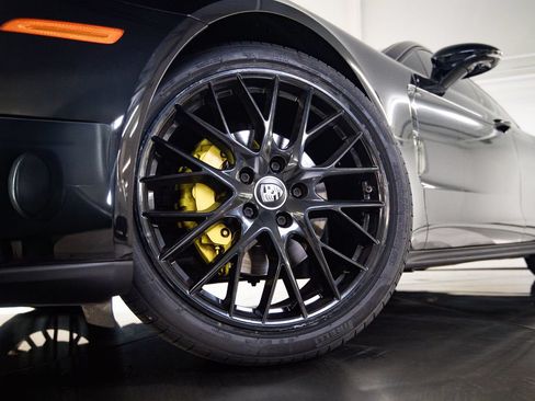 Certified 2023 Porsche Panamera image 12