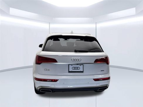 Certified 2023 Audi Q5 2.0T Premium w/ Convenience Package AWD/4WD image 8
