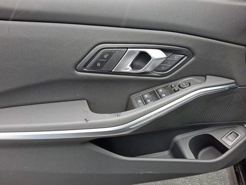 New 2026 BMW 330i Sedan w/ Premium Package image 10