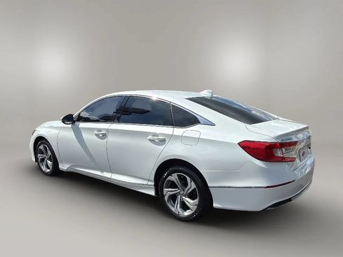Used 2019 Honda Accord EX image 5