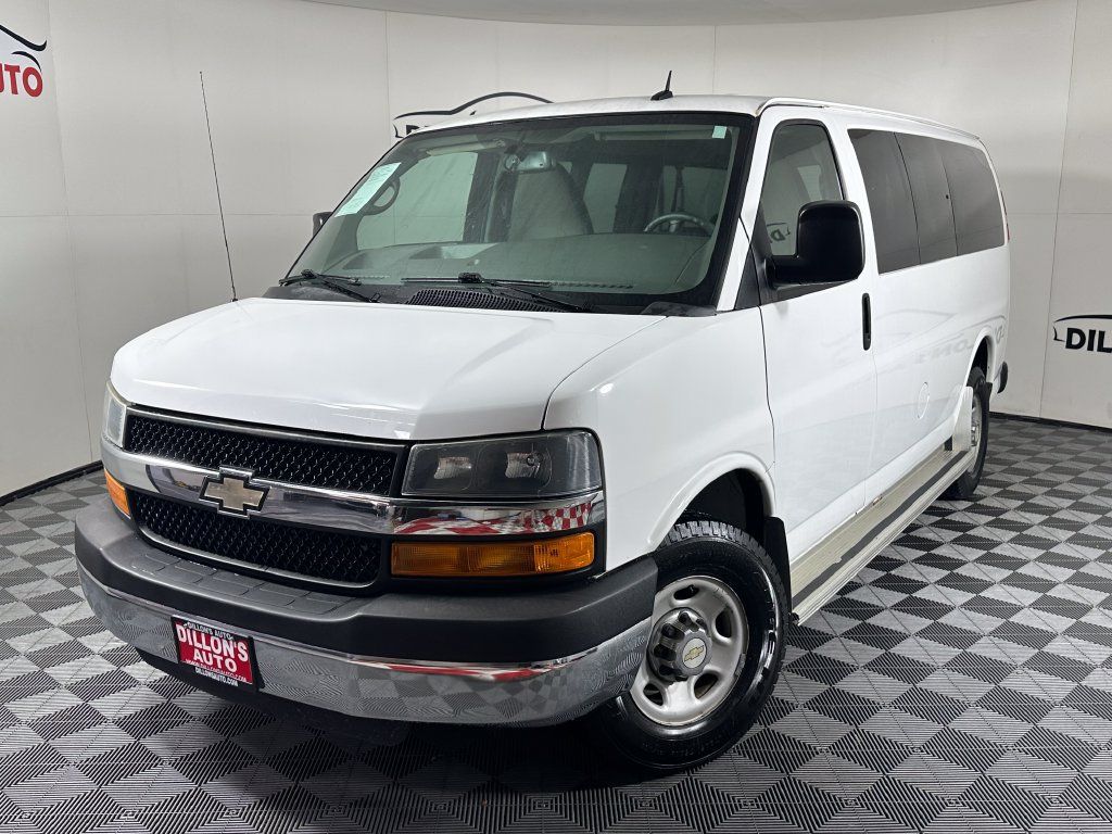 Used 2015 Chevrolet Express 3500 LT w/ LT Preferred Equipment Group RWD image 1