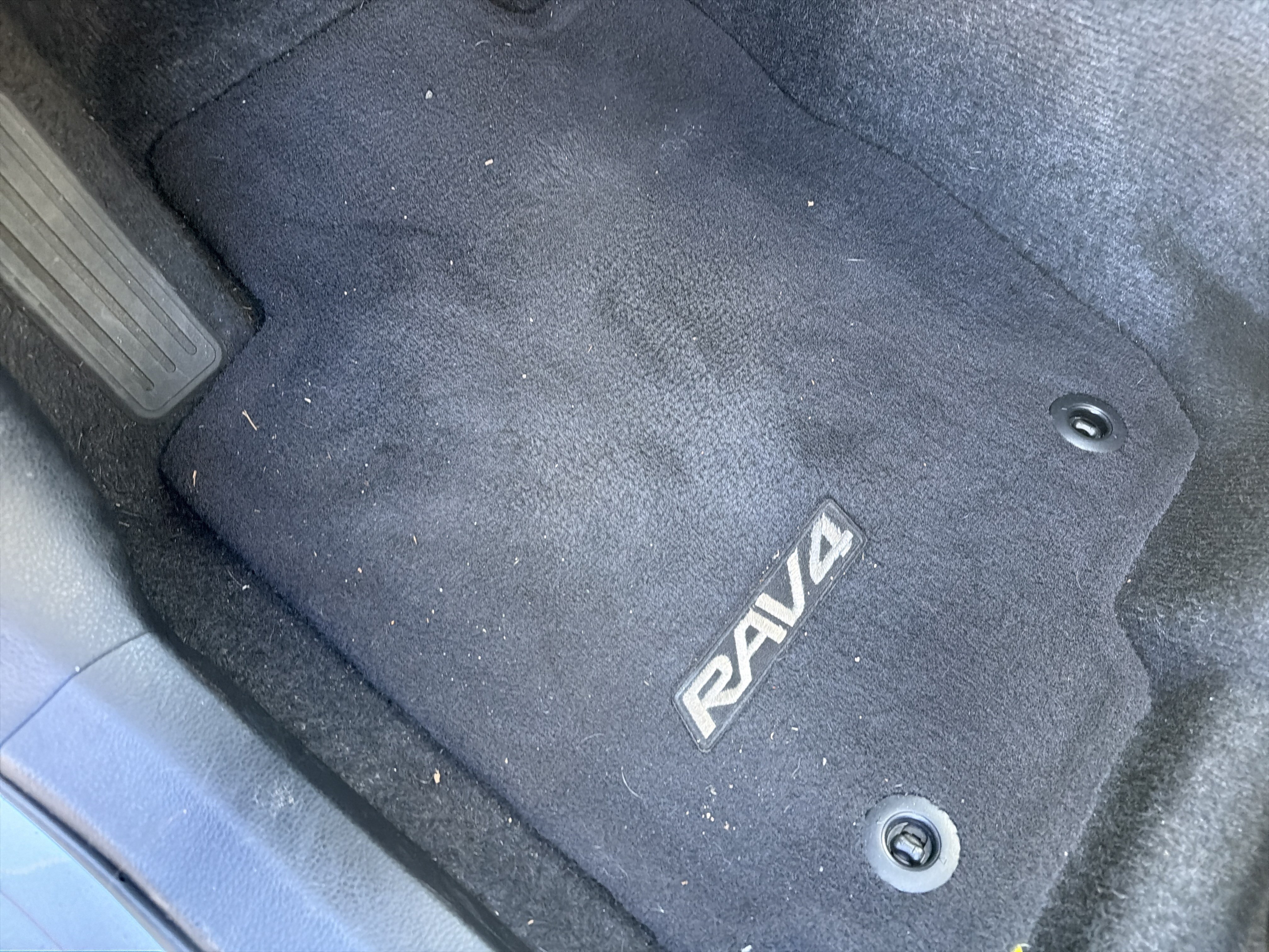 Used 2016 Toyota RAV4 XLE FWD image 17