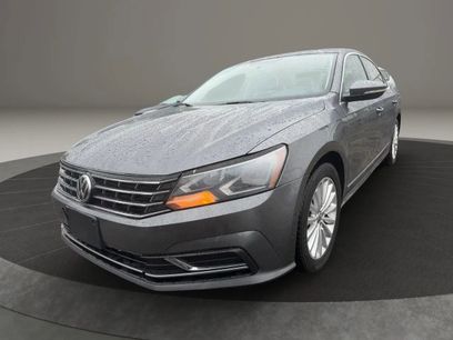 Used 2017 Volkswagen Passat 1.8T SE