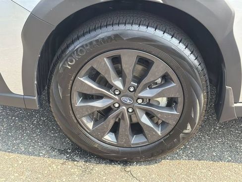 Certified 2025 Subaru Outback Onyx Edition w/ Tech Package 2 AWD/4WD image 12