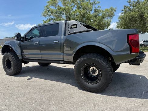 Used 2020 Ford F250 Platinum AWD/4WD image 5