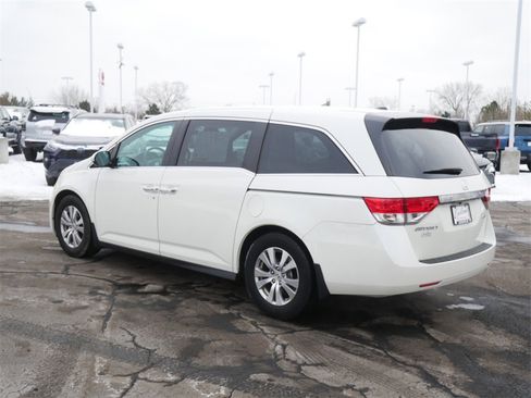 Used 2016 Honda Odyssey SE image 6