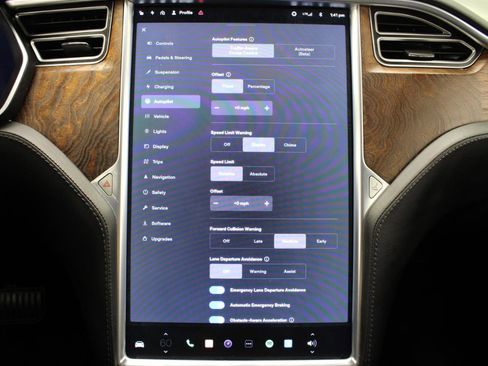 Used 2017 Tesla Model S 75D image 61