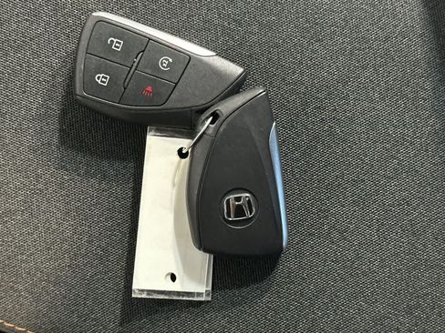 Used 2025 Honda Prologue EX image 28