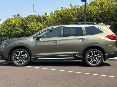 Used 2023 Subaru Ascent Limited w/ Technology Package AWD/4WD image 7