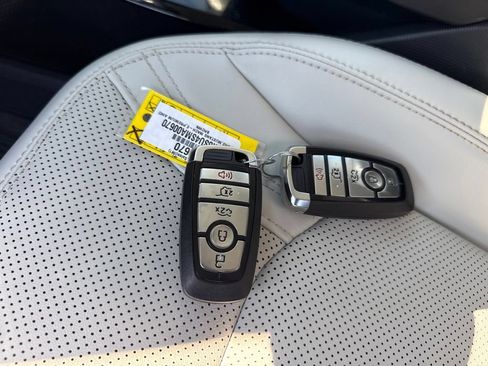 Used 2025 Ford Mustang Mach-E Premium AWD/4WD image 29