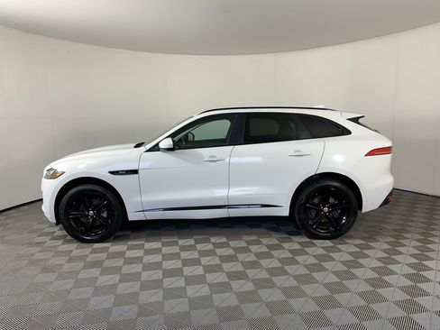 Used 2017 Jaguar F-PACE R-Sport image 6