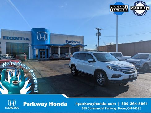 Used 2018 Honda Pilot Touring image 1