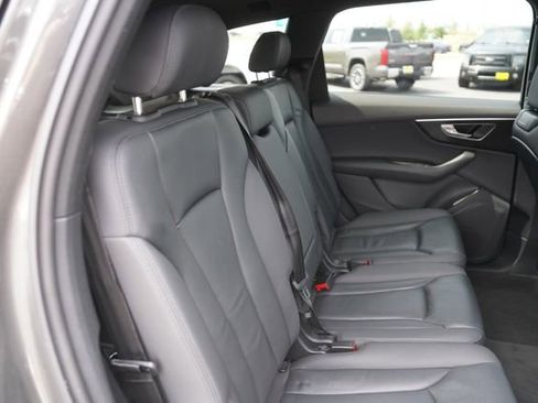 Used 2021 Audi Q7 3.0T Premium w/ Convenience Package AWD/4WD image 17