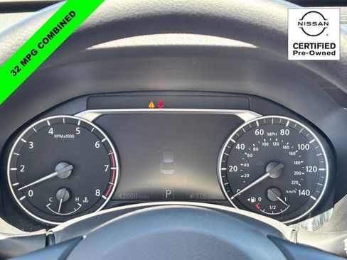 Certified 2025 Nissan Altima 2.5 SV FWD image 21