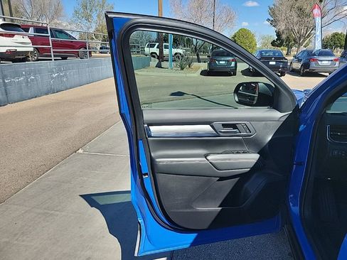 Used 2025 GMC Terrain Elevation w/ Technology Package II image 11