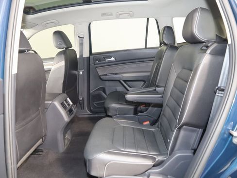 Used 2021 Volkswagen Atlas SEL Premium image 50