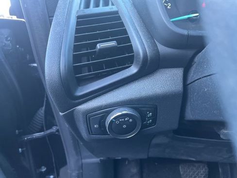 Used 2021 Ford EcoSport SE image 17