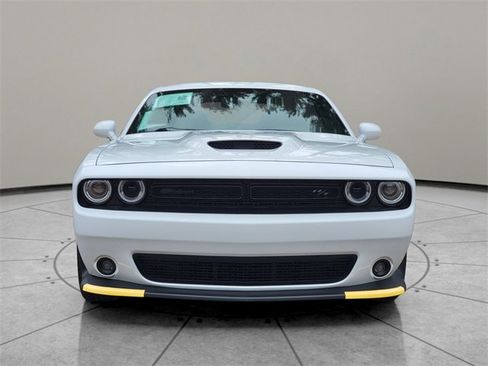 Certified 2022 Dodge Challenger R/T w/ Blacktop Package image 15