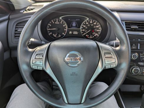 Used 2015 Nissan Altima 2.5 S w/ Power Driver Seat Package image 22