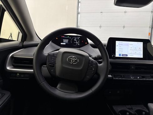 Used 2025 Toyota Prius LE image 15