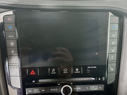 Used 2023 INFINITI QX50 Luxe FWD image 22